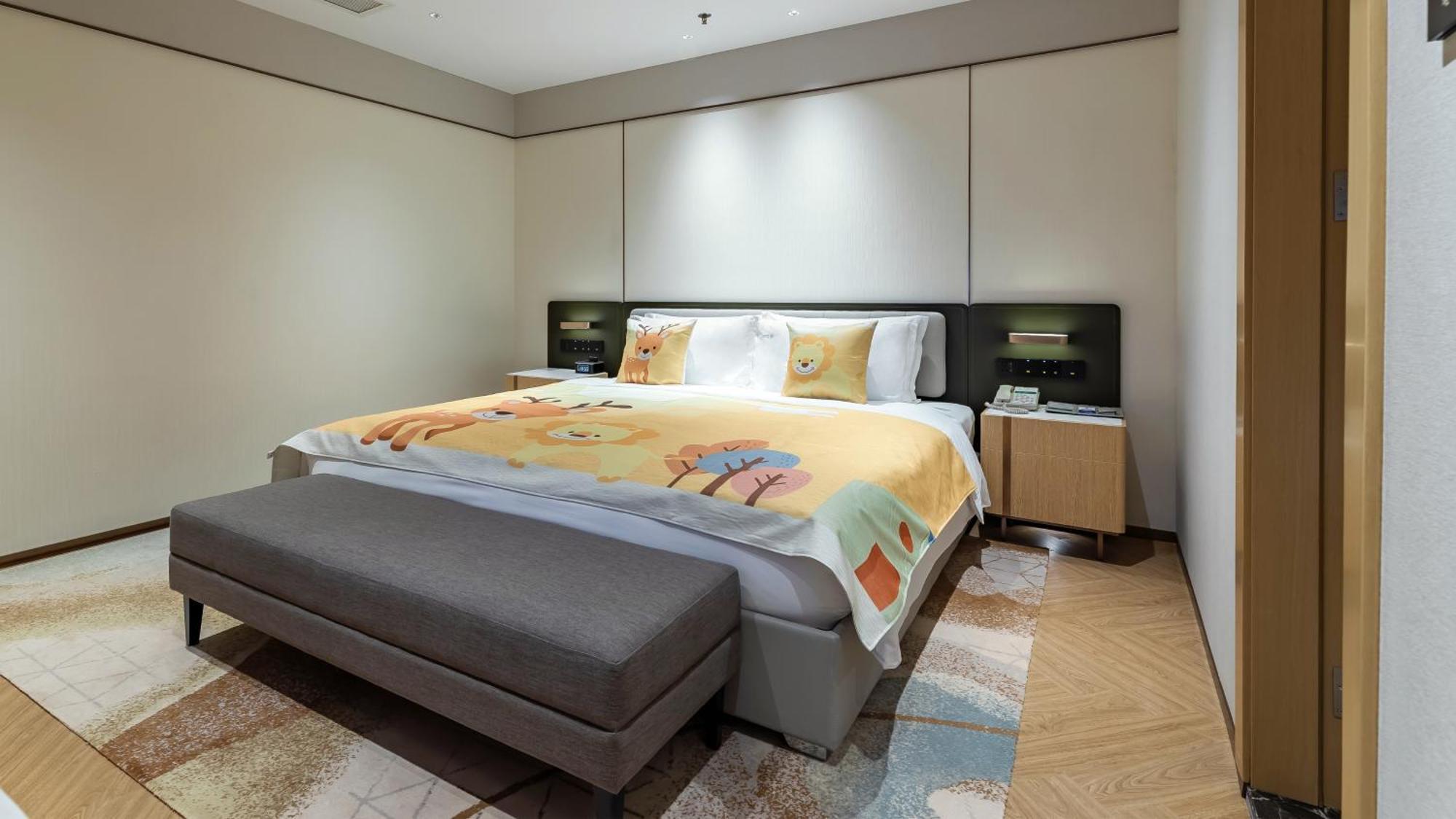 Holiday Inn Chongqing Guanyinqiao By Ihg Екстериор снимка