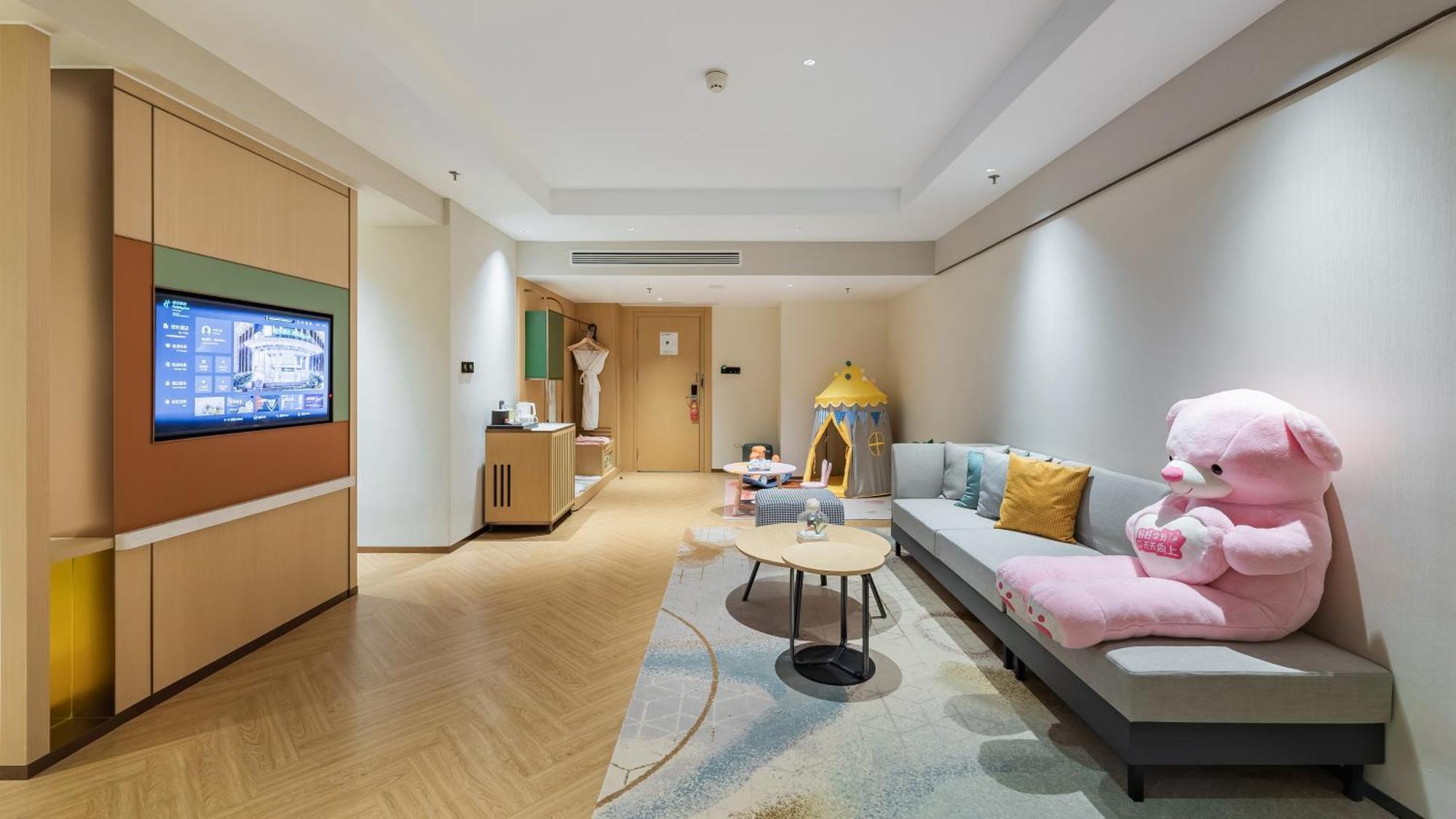 Holiday Inn Chongqing Guanyinqiao By Ihg Екстериор снимка